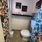 Casa Dell'arte, 7 Minutes From The Beaches Carrara