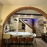Prázdninový dům Casa Dell'arte, 7 Minutes From The Beaches *